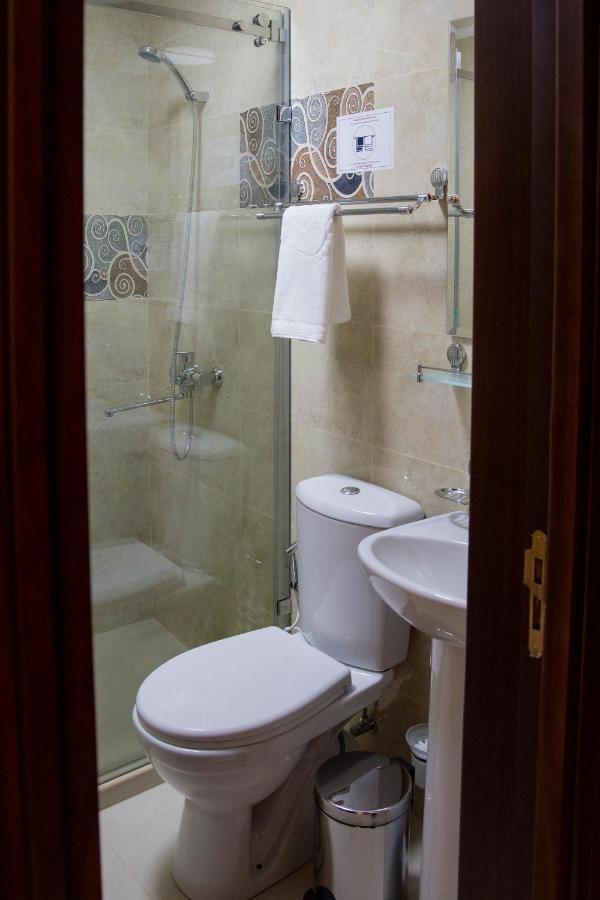 Hotel Vostok Tashkent Ngoại thất bức ảnh